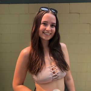 Meet your Posher, Mel